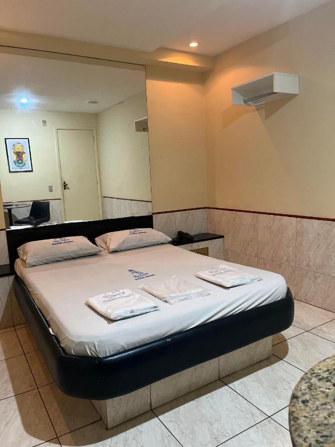 ריו דה ז'ניירו Hotel Bariloche (Adults Only) מראה חיצוני תמונה